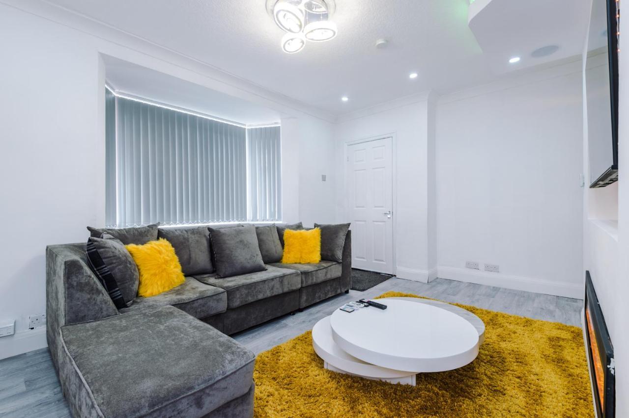 Nice Three Bedroom House In Manchester Luaran gambar