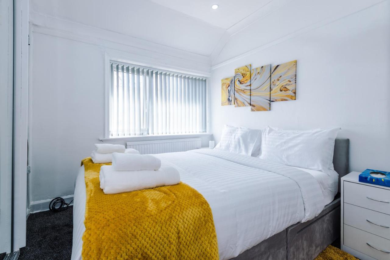 Nice Three Bedroom House In Manchester Luaran gambar